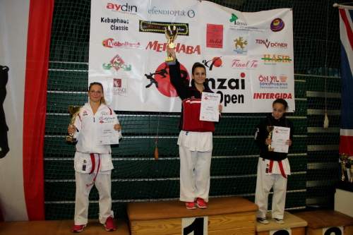 banzai 2013-0187.JPG --- erstellt mit toms-galerie V1.3 - www.tomshaus.de